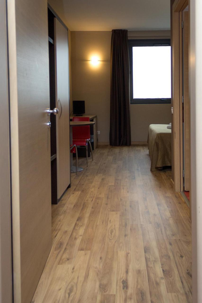 Hotel Don Camillo Brescello Bagian luar foto
